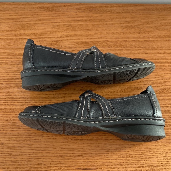 Bass Bryant Mary Jane black leather slip on shoes with white stitching. … - Picture 4 of 13